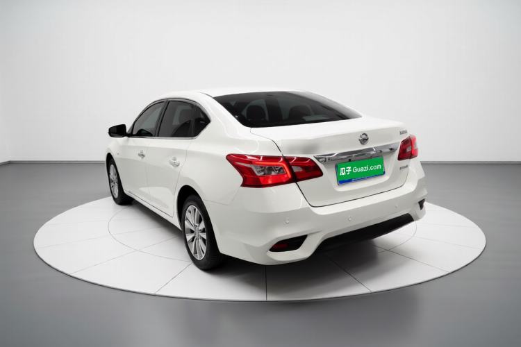 Used Nissan Sylphy 2021 Classic 1.6XE CVT Comfort Edition Exterior 2