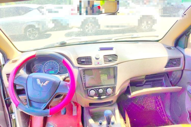 Used Wuling Hongguang 2018 1.5L Classic S Standard Model
