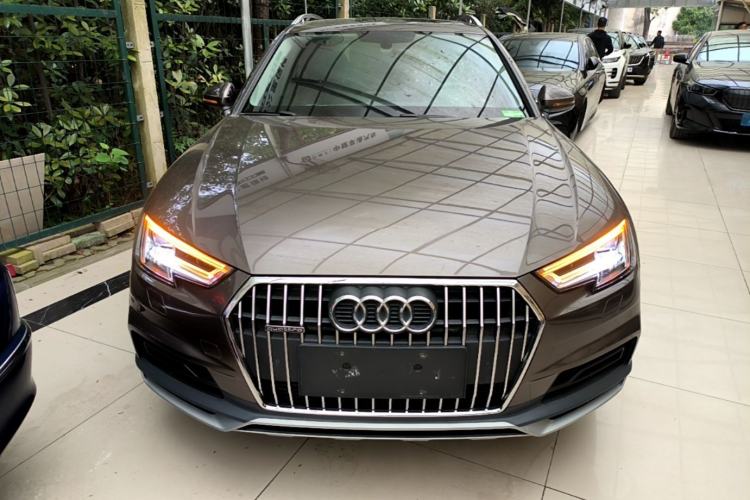 Used Audi A4 2017 45 TFSI allroad quattro Fashion Edition
