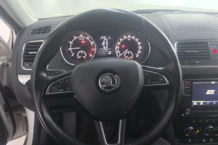 Used Skoda Yeti 2017 TSI300 DSG Luxury Edition