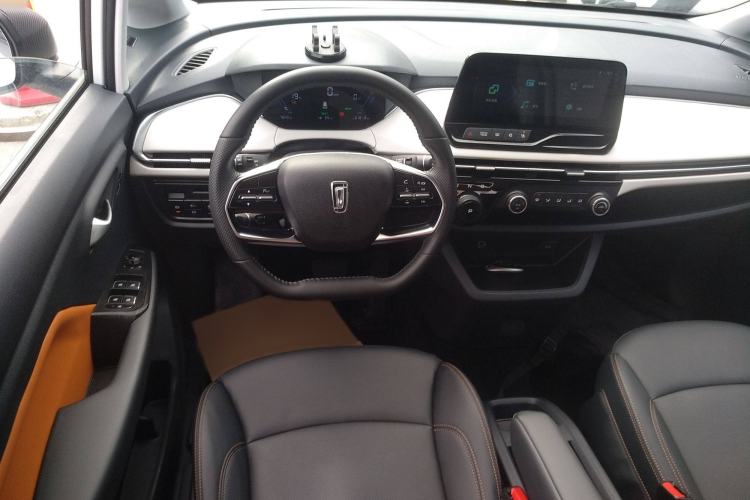 Used Bestune NAT 2023 PRO Comfortable Travel Battery-Swap Version 401km