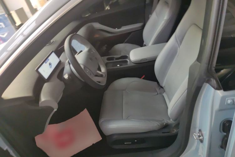 Used Nio ET5 2022 75 kWh Left Front Seat