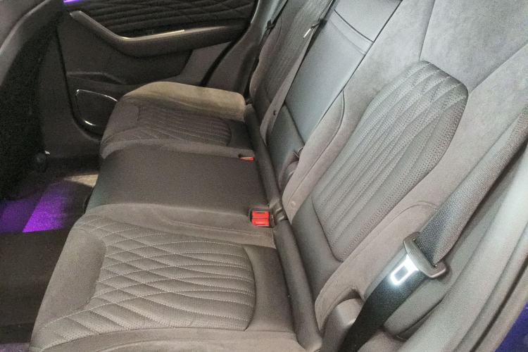 Used Hongqi HS5 2022 Revised Version 2.0T Smart Connect Flagship Edition
