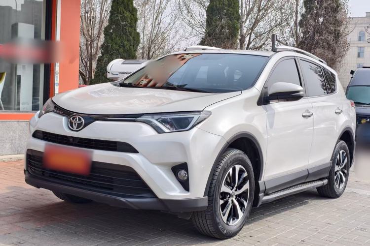 Used Toyota RAV4 2016 2.0L CVT Two-Wheel Drive Comfort Edition China V Standard