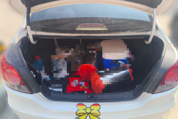 Used Volkswagen Lavida 2011 1.6L Automatic Premium Edition Trunk