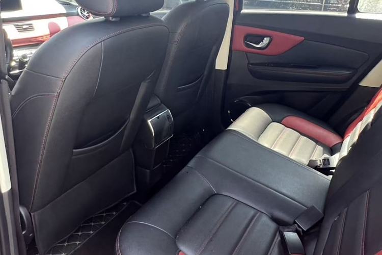 Used Haval H1 2015 1.5L AMT Luxury Model