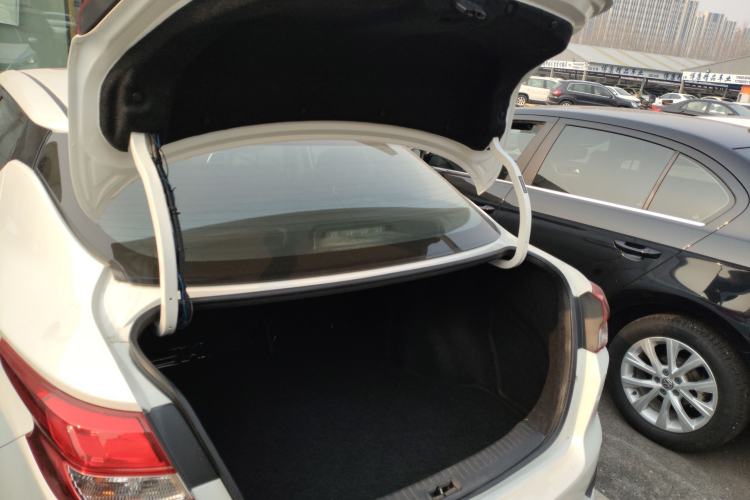 Used Nissan Lannia 2016 1.6L CVT Cool Edition