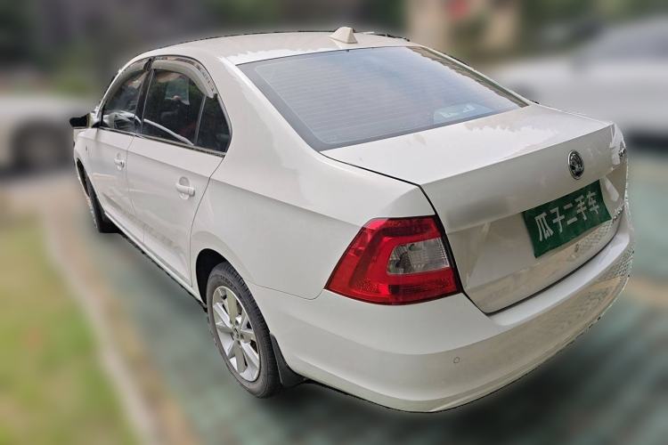 Used Skoda Rapid 2015 1.6L Manual Smart Selection Model