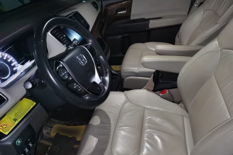Used Honda Odyssey 2017 2.4L Luxury Edition Left Front Seat