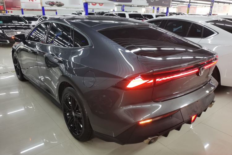 Used CHANGAN UNI-V 2022 1.5T Prestige Version