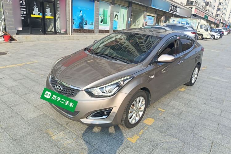 Used Hyundai Elantra (5th Generation / Langdong) 2016 1.6L Automatic Smart Version