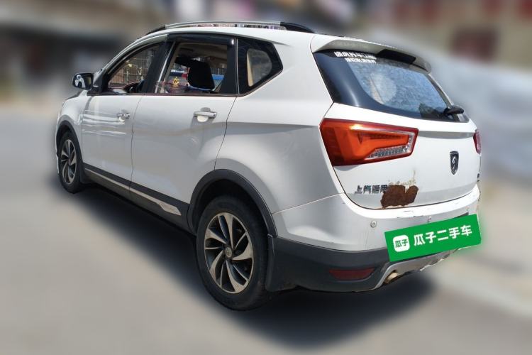 Used Baojun 560 2015 1.8L manual luxury version