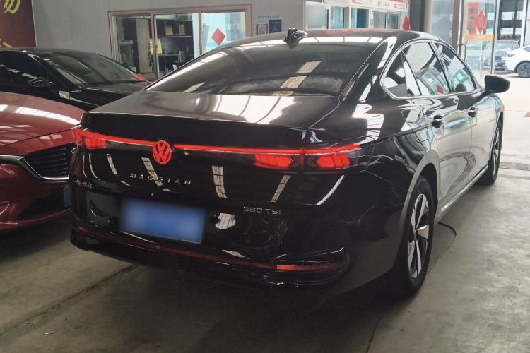 Used Volkswagen Magotan 2024 380TSI DSG Prestige Edition Rear Right 45 Deg