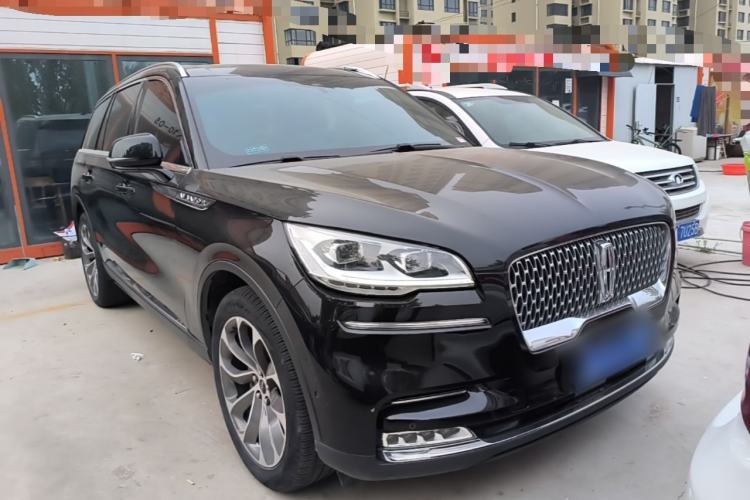 Used Lincoln Aviator 2020 3.0T V6 All-Wheel Drive Executive Version Front Right 45 Deg