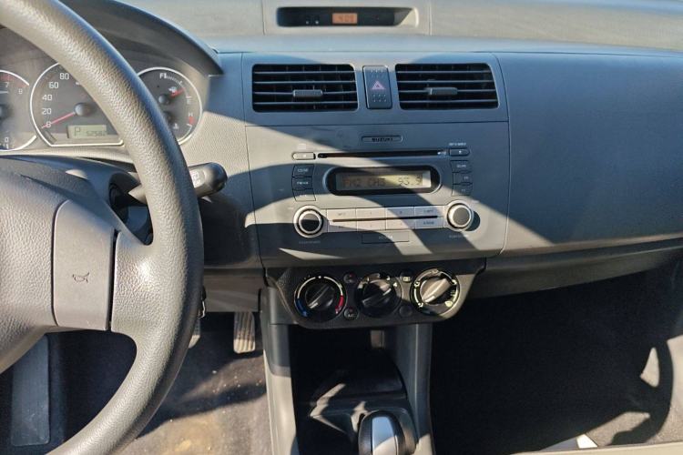 Used Suzuki Swift 2014 1.5L Automatic Fashion Edition