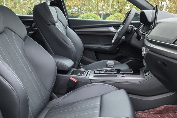 Used Audi Q5L 2023 40T Luxury Dynamic Model
