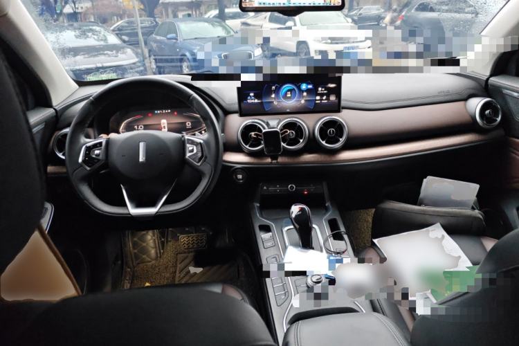 Used Wey VV5 2021 1.5T Two-Wheel Drive Smart Pioneer Center Console