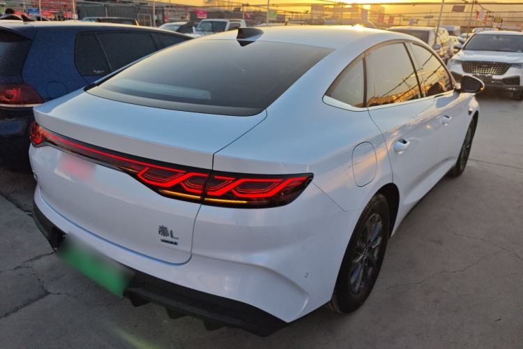 Used BYD Qin L 2025 DM-i Smart Drive 80KM Leading Model