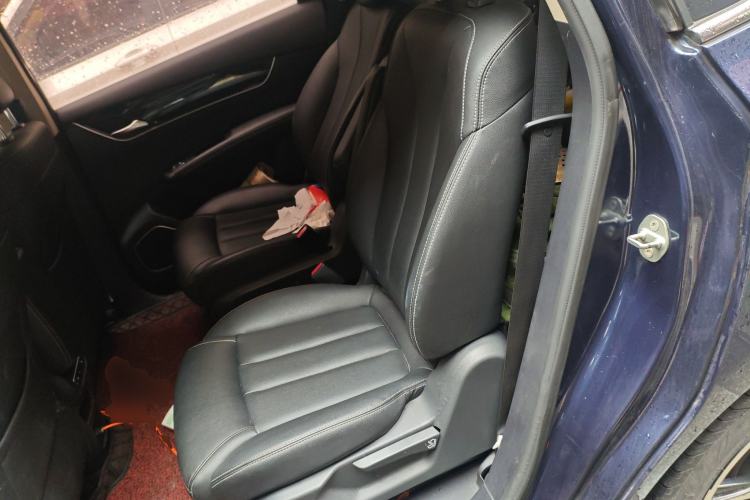 Used BYD Song MAX 2018 1.5T Automatic Smart Connect Elite Model with 6 Seats
