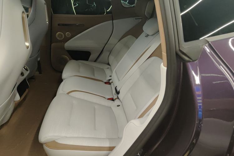 Used Avatr 07 2024 Ultra Range-Extended Four-Wheel Drive
