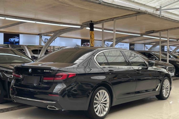 Used BMW 5 Series 2022 Second Facelift 530Li Luxury Edition Premium Package Exterior 3