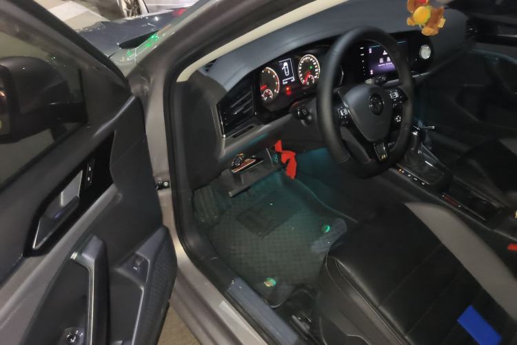 Used Volkswagen Sagitar 2020 280TSI DSG Comfort Version China VI Standard Driver Seat