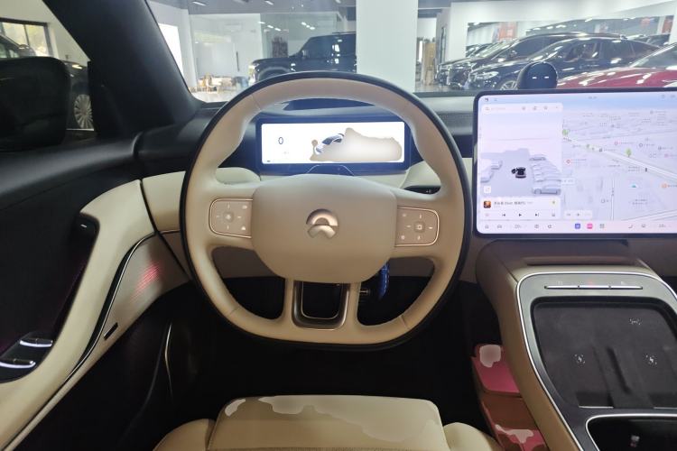 Used Nio ET5T 2025 75 kWh Touring Steering Wheel