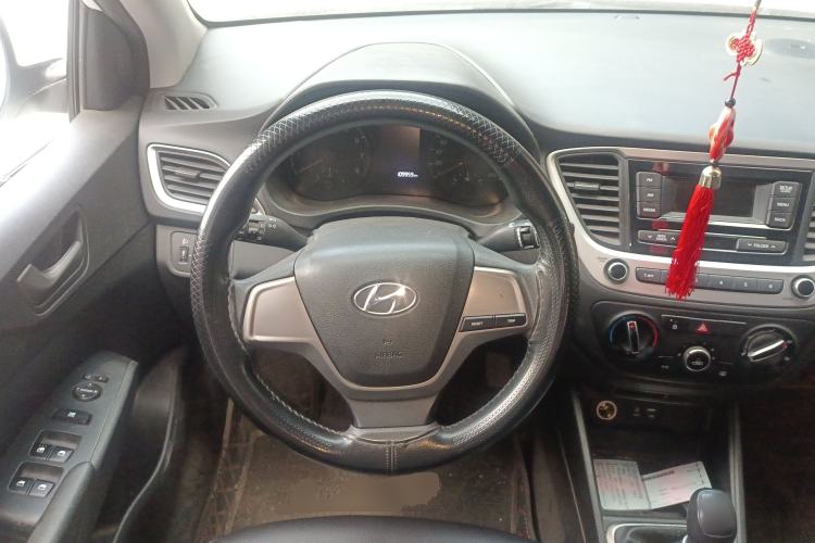 Used Hyundai Verna (new generation) 2016 1.4L Manual Cool Edition GLS
