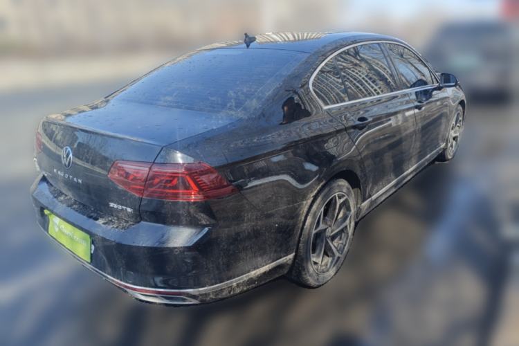 Used Volkswagen Magotan 2023 2 Million Units Commemorative Edition 330TSI DSG Luxury Version Exterior 5