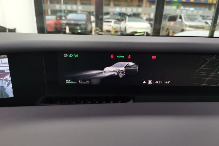 Used Avatr 06 2025 Max All-Electric Version