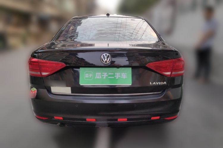 Used Volkswagen Lavida 2015 1.6L Automatic Comfort Edition