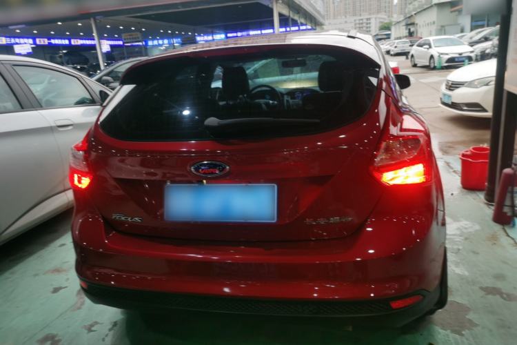 Used Ford Focus 2012 Hatchback 1.6L Automatic Fashion Edition
