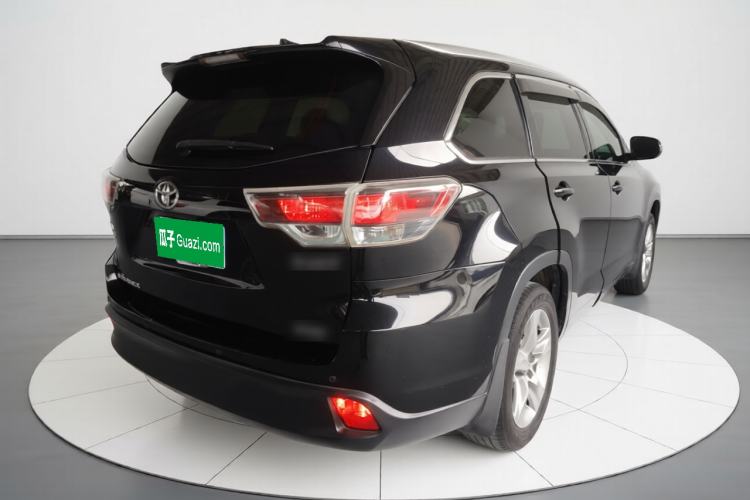 Used Toyota Highlander 2015 2.0T Two-Wheel Drive Luxury Edition 7 Seats Rear Right 45 Deg