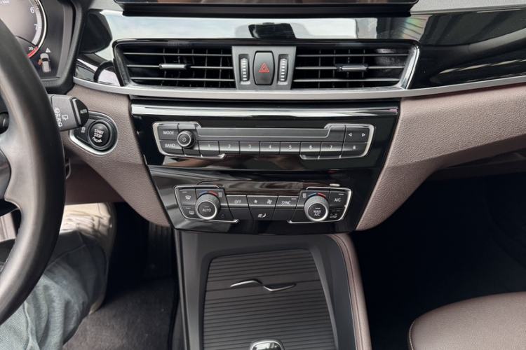 Used BMW X1 2022 sDrive25Li Leading Model