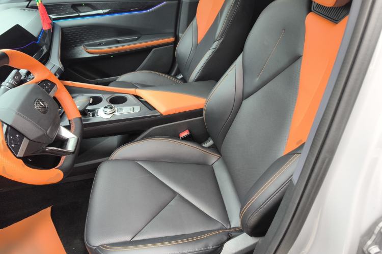 Used CHANGAN UNI-V iDD 2023 ZhiDian iDD 1.5T 113km Smart & Fun Version
