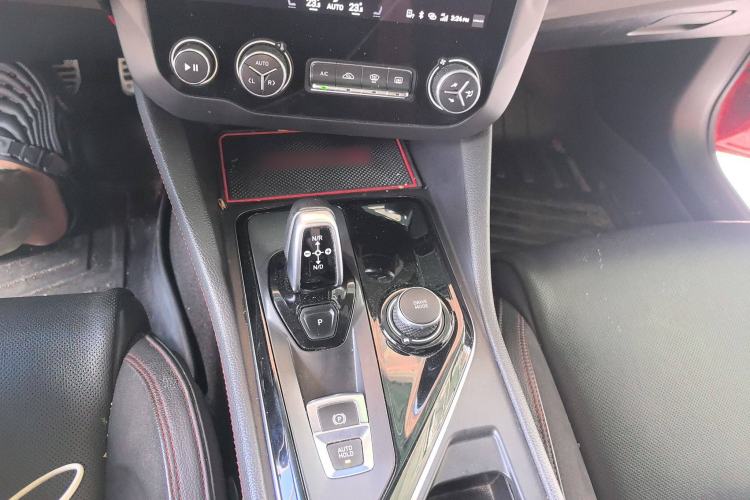 Used Lynk & Co 03 2018 1.5TD DCT JingPro Edition China V Standard