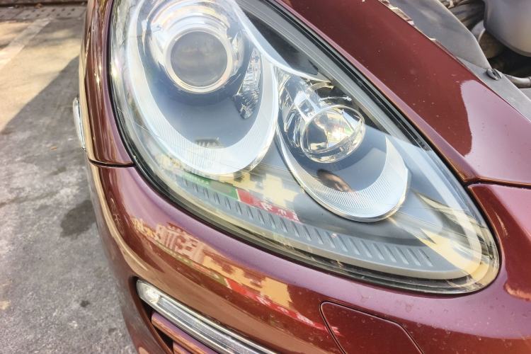 Used Porsche Cayenne 2011 Cayenne 3.0T Right Front Headlight