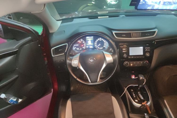 Used Nissan Qashqai 2016 2.0L CVT Luxury Edition Steering Wheel