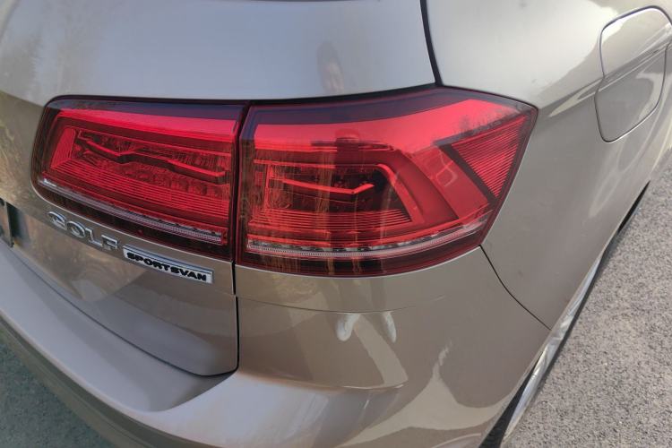 Used Volkswagen Golf Sportsvan 2016 280TSI Automatic Flagship Model Right Rear Taillight