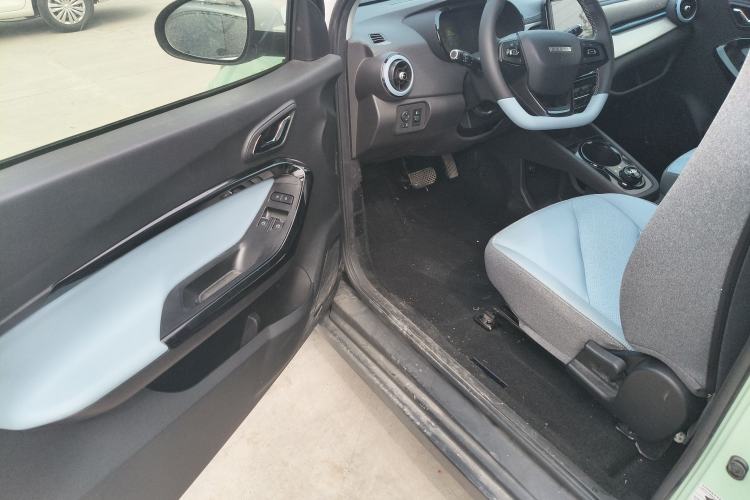 Used Chery Little Ant 2022 Restyled Version Sweet Pink Edition Low-Sugar Version Lithium Iron Phosphate Battery 30.7 kWh 30 kW 301 km Driver Seat