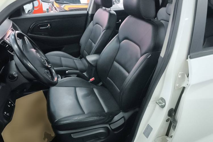 Used Kia Carens 2013 2.0L 7-Seater Automatic Comfort Edition China V Standard
