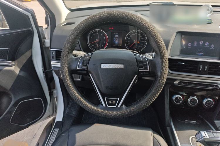 Used Haval H6 2018 Sport Edition 1.5T Automatic Two-Wheel Drive Elite Model China V Standard Steering Wheel