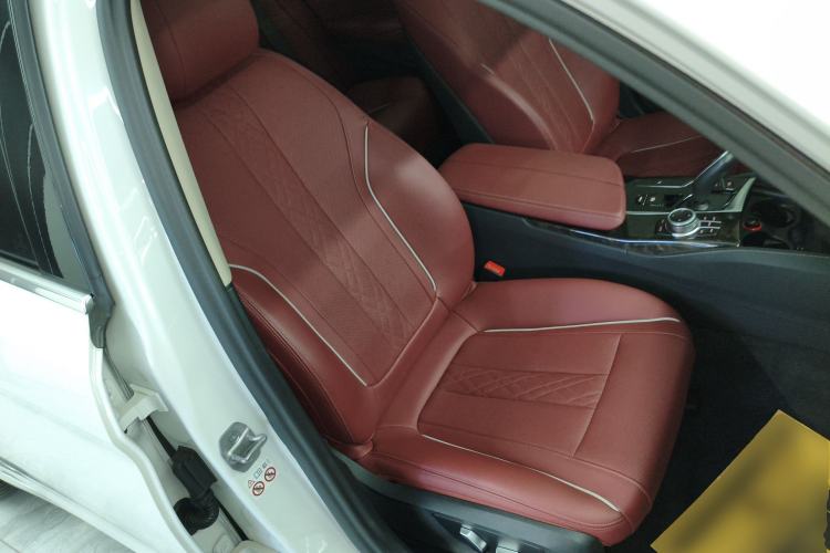 Used BMW 5 Series 2022 Restyled 525Li Luxury Package