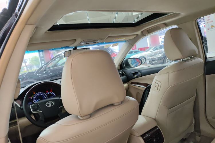 Used Toyota Camry 2013 2.0G Comfort Edition
