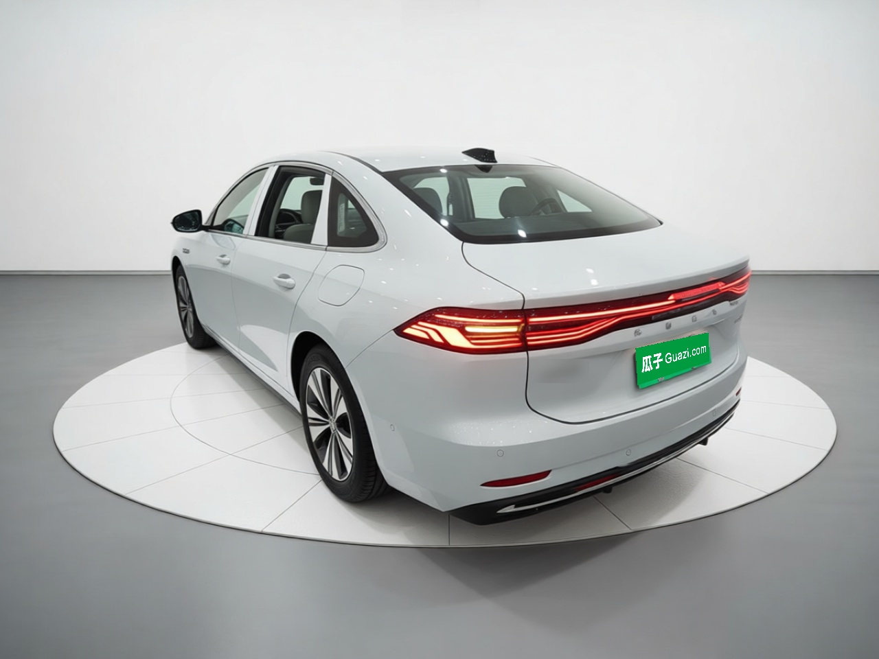 Geely Galaxy A7 2025 Model EM-i 150km Exploration+ Edition — снимка 4