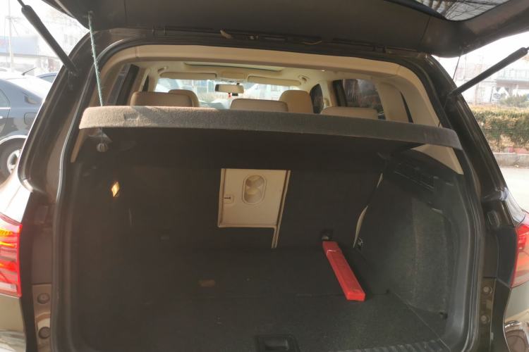 Used Volkswagen Tiguan L 2013 1.8TSI Automatic Two-Wheel Drive Luxury Model
