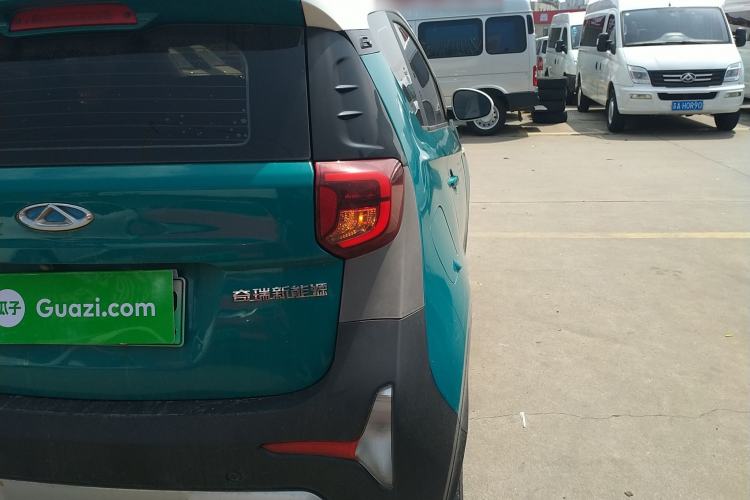 Used Chery QQ Little Ant 2021 200 000-Yuan Ant Fan Edition Talent Version NMC Battery 301 km Exterior 3