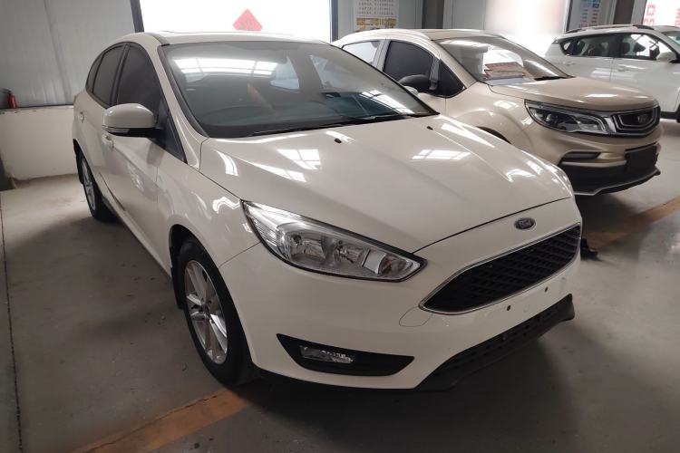Used Ford Focus 2018 Hatchback Classic 1.6L Automatic Trendy SmartDrive Edition
