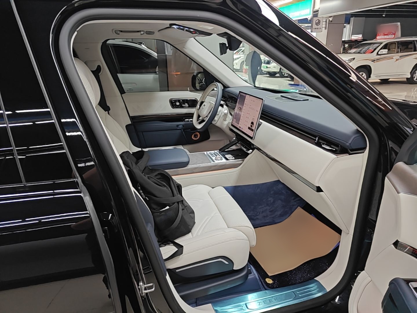 Zeekr 9X 2025 Ultra Edition 70kWh — снимка 19