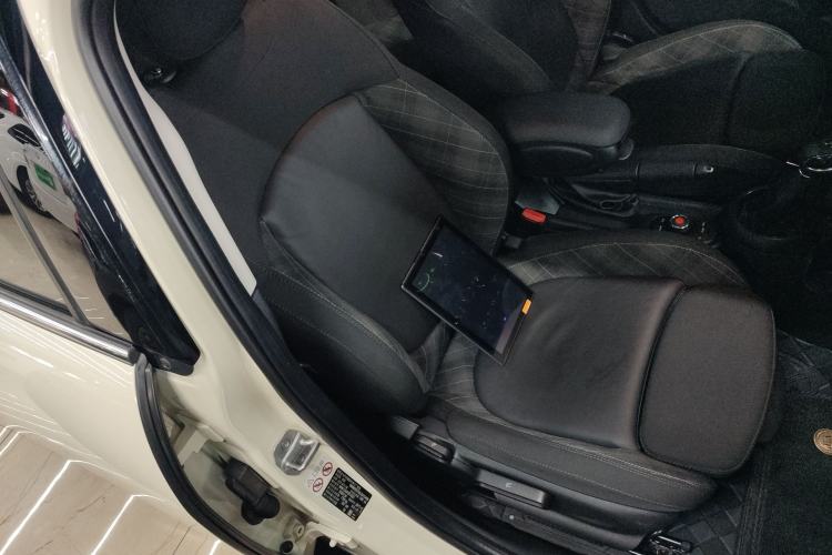 Used MINI MINI 2016 1.5T COOPER Five-Door Edition